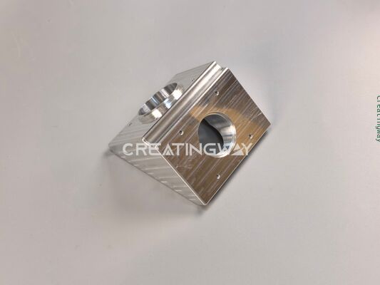 Buen precio Precisión Personalizar Mecanizado CNC Motocicleta Automóvil Auto Partes de Aluminio en línea